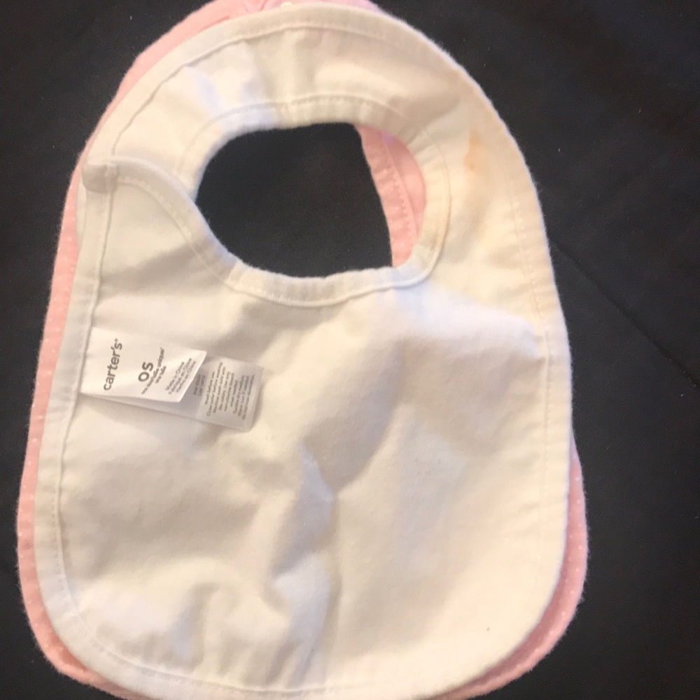 🎀 Carter's bibs 🎀 - Picture 5 of 6